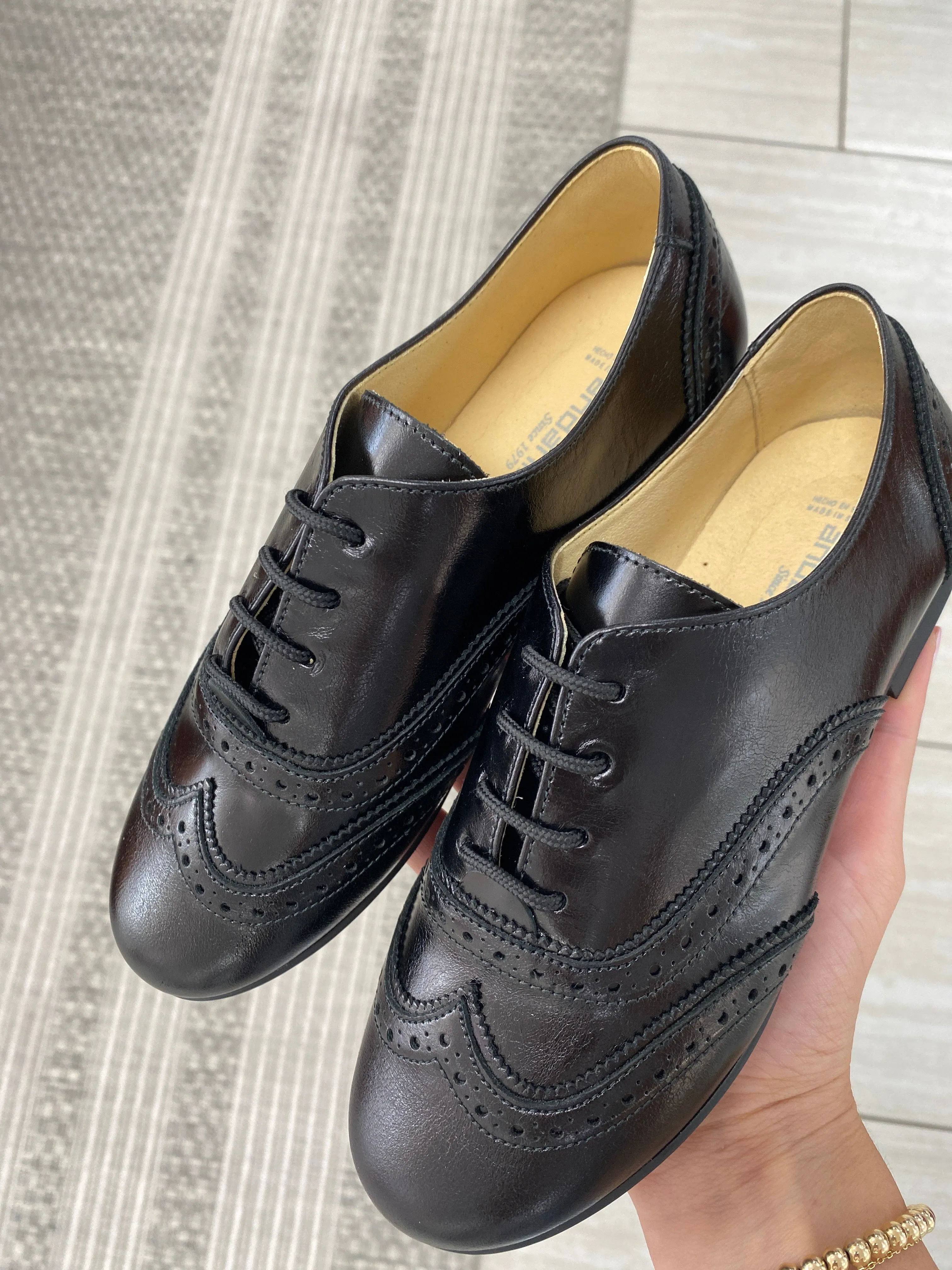 Andanines Black Wingtip Lace Oxford