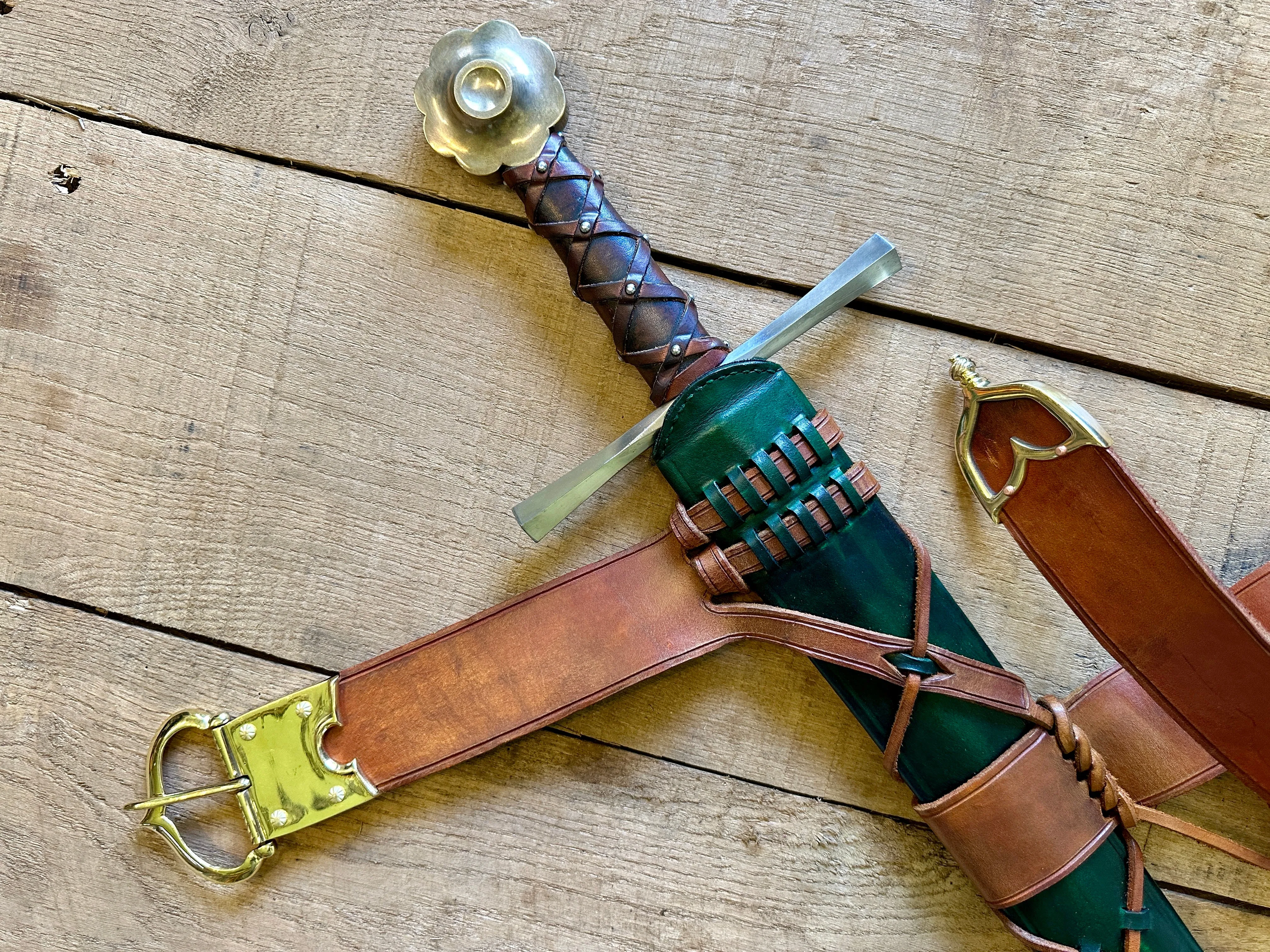 Medieval Sword Scabbard to suit an Albion Chevalier or Albion Oakeshott - IN STOCK